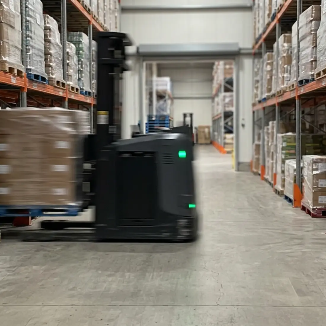 Img microslicing logistics warehouse forklift 01