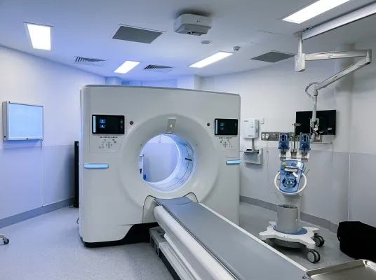 Img healthcare usecases imagingtransfer ctscannerroom ai 01