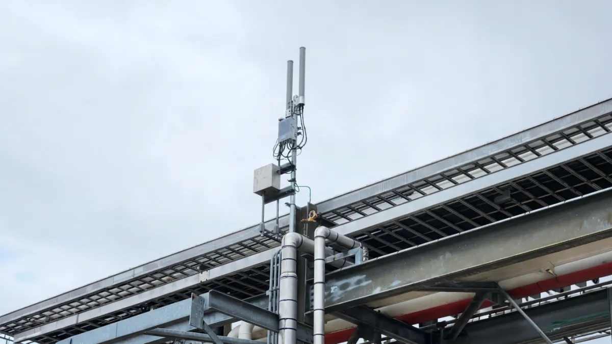 Omni AP on an existing utility pole